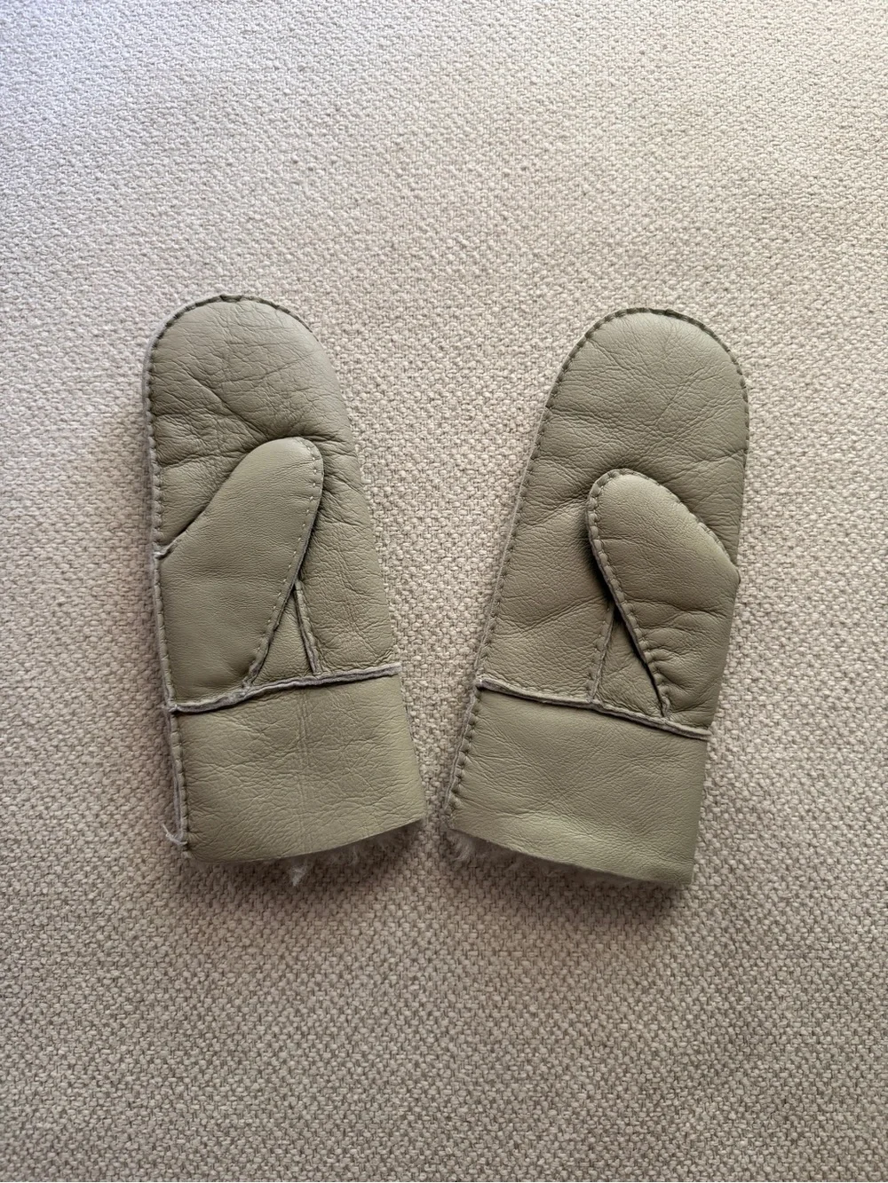 YISEVEN Beige Twin-Face Sheepskin Leather Gloves